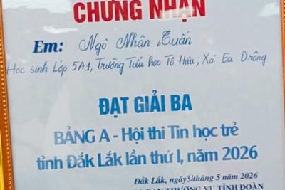 TIN VUI CHIẾN THẮNG: TỰ HÀO TIN HỌC TRẺ TÔ HIỆU! 🌟 #hội_thi_TIN_HỌC_trẻ_Đăk_Lăk_lần_thứ_nhất_2026  💐Những ngày cuối năm học luôn là khoảng thời gian rộn ràng, nhưng với Liên đội Tô Hiệu, niềm vui ấy như được nhân lên gấp bội bởi vô cùng tự hào vừa được mang về từ Hội thi Tin học trẻ tỉnh Đắk Lắk.❤️❤️❤️ Chúc mừng em NGÔ NHÂN TUẤN – thế hệ măng non xuất sắc của Liên đội trường Tô Hiệu đã vượt qua rất nhiều thí sinh tài năng trên toàn tỉnh để vinh dự đạt GIẢI BA tại Hội thi Tin học trẻ tỉnh Đắk Lắk năm nay! Chân thành cảm ơn sự quan tâm đồng hành của #BGH_trường_TH_Tô_Hiệu và #Hội_đội_Đội_xã_Ea_Drông dành cho 2 cô trò 🙂 🙂